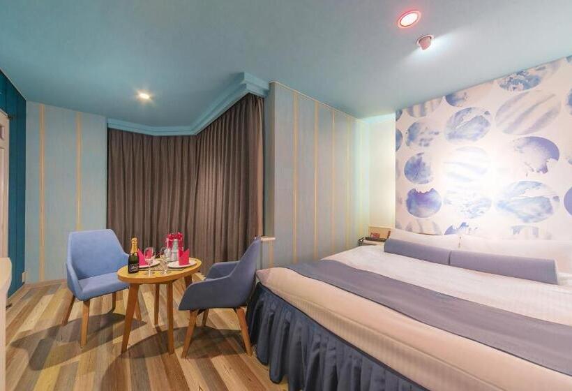 带大床的高级房间, Grand Hotel Staymore  Adult Only