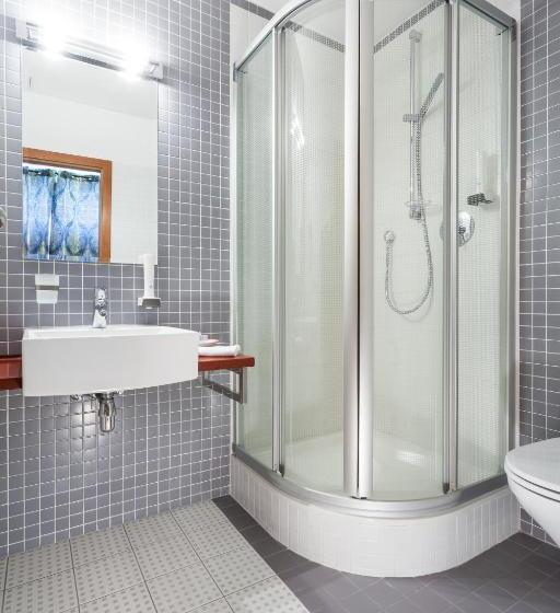 标准单人间, Conti