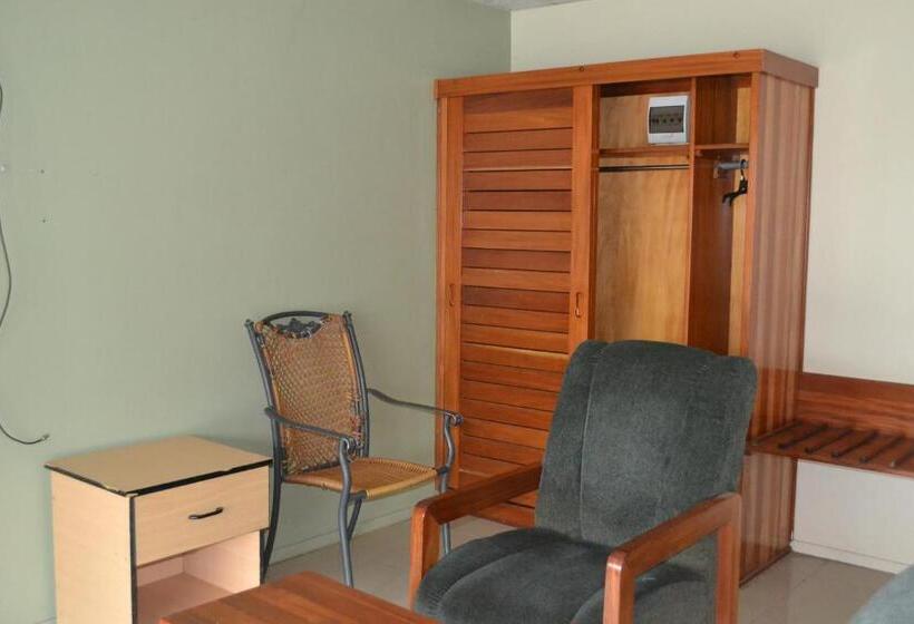 디럭스 룸, Funworld Plaza