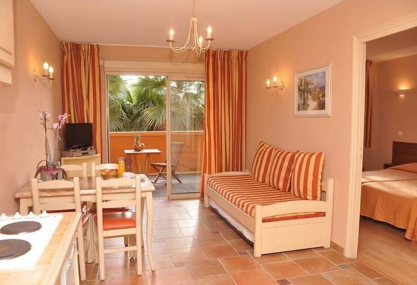 带2个卧室的公寓, Lou Castelet