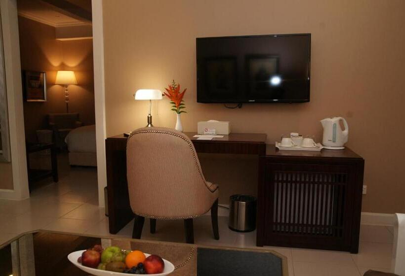 デラックススイート, Morobe