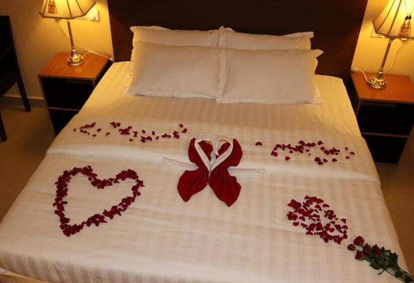 חדר סופריור יחיד, Pulickal Airport