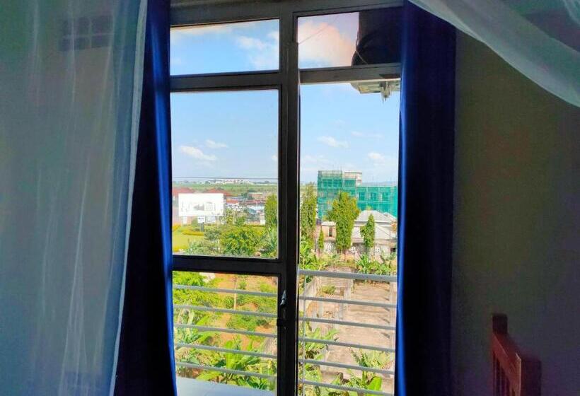 חדר סטנדרט, Pulickal Airport