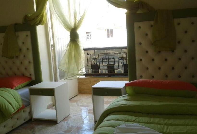 اتاق استاندارد, School Ersat Azrou