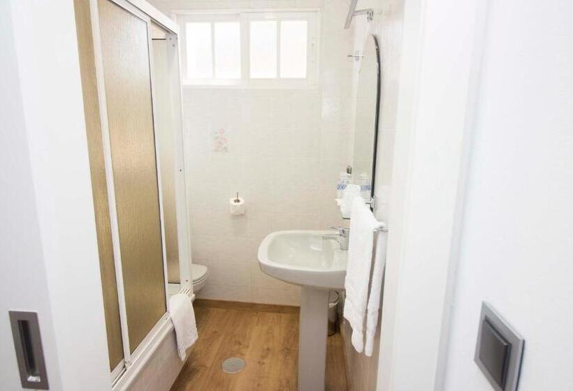 4인용 스탠다드 룸, Vilagarcia