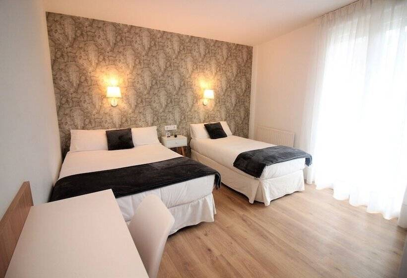 스탠다드 트리플 룸, Vilagarcia