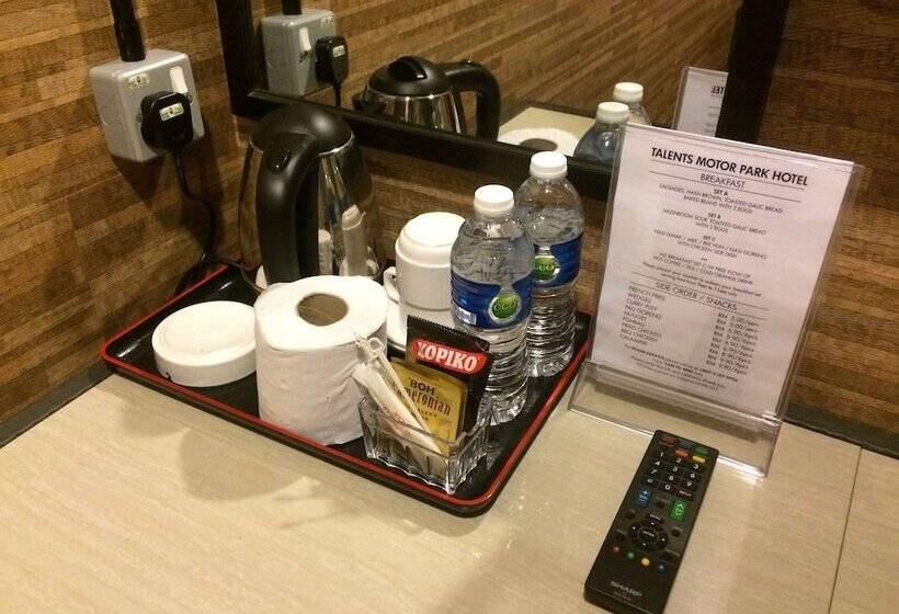 Standard Trippelrum, Talents Motor Park