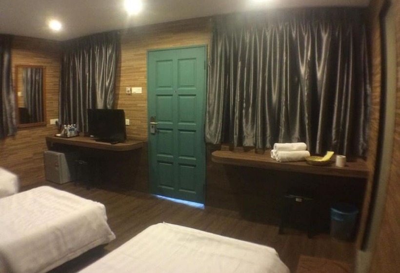 Standard Trippelrum, Talents Motor Park