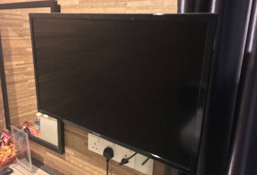 Standard Trippelrum, Talents Motor Park