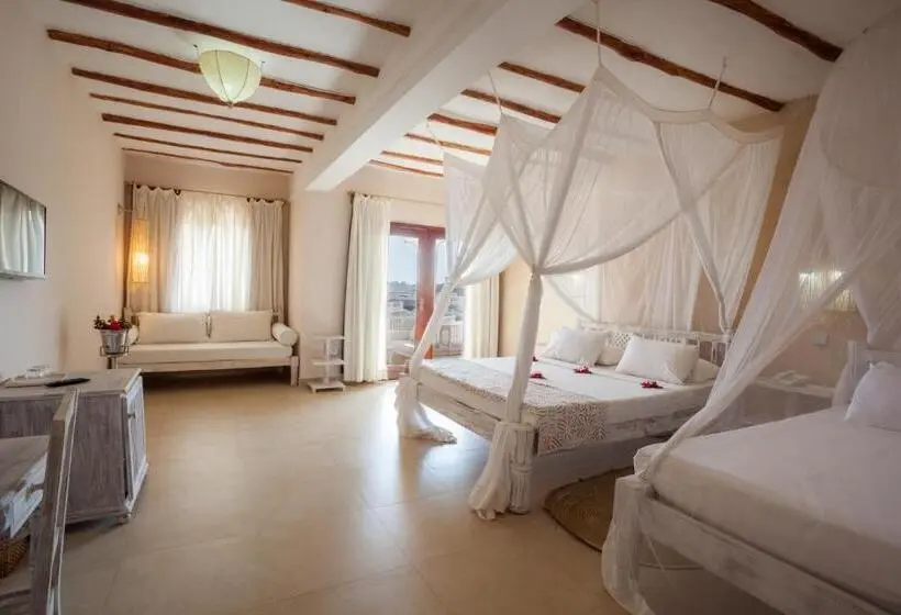 اتاق خانوادگی, Seven Islands Resort