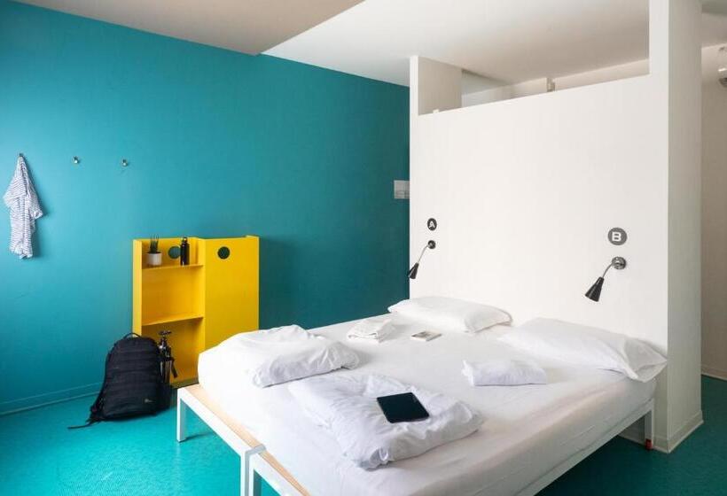 اتاق خانوادگی, Combo Bologna