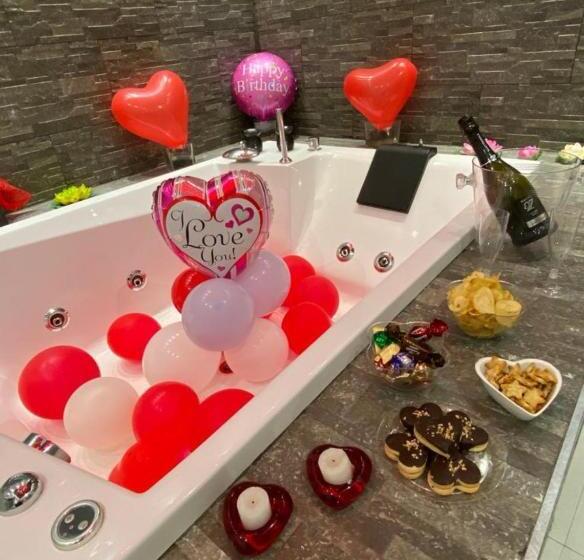 Номер Стандарт с Гидромассажем, Il Borghese Tourist House