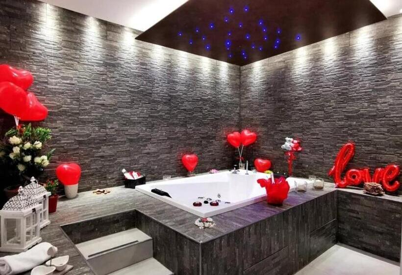 اتاق استاندارد با وان آب گرم, Il Borghese Tourist House