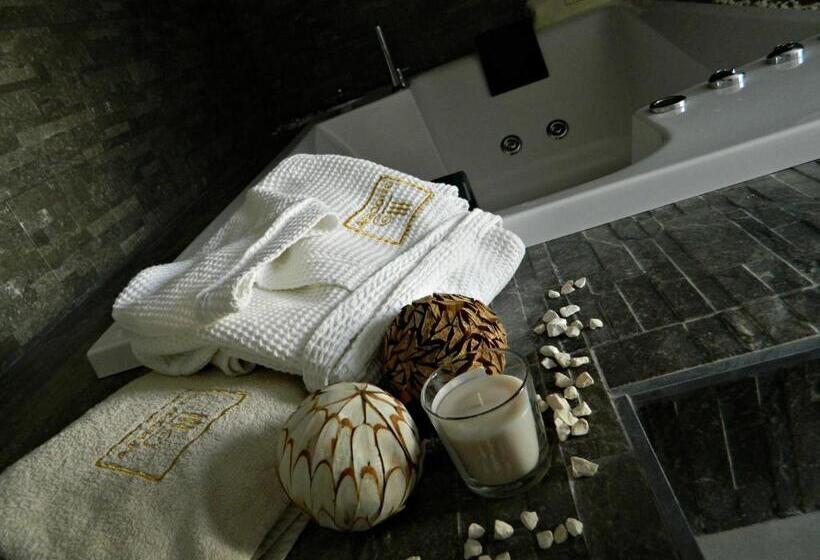 Номер Стандарт с Гидромассажем, Il Borghese Tourist House