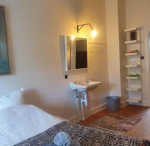 Deluxe Yhden Hengen Huone, Edelsminde Bed And Breakfast