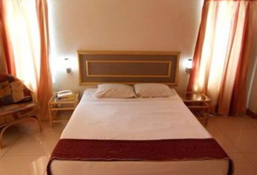 스탠다드 스튜디오, Elixir Hotel And Serviced Apartments