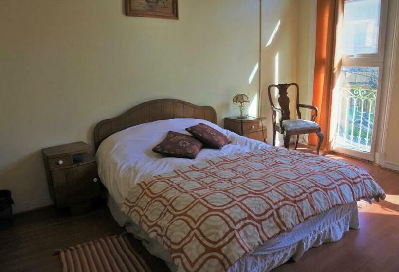 اتاق استاندارد چهارنفره با سرویس بهداشتی مشترک, La Casa Piola