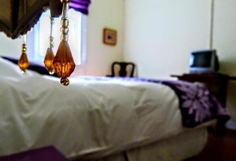 اتاق استاندارد با سرویس بهداشتی مشترک, La Casa Piola