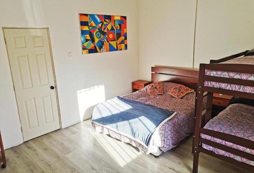 اتاق خانوادگی با سرویس بهداشتی مشترک, La Casa Piola