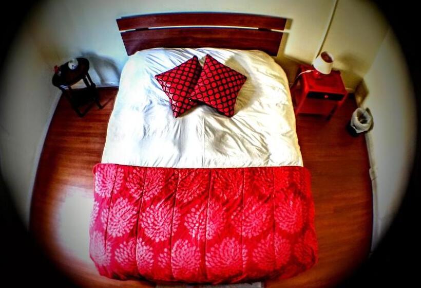 اتاق استاندارد با سرویس بهداشتی مشترک, La Casa Piola