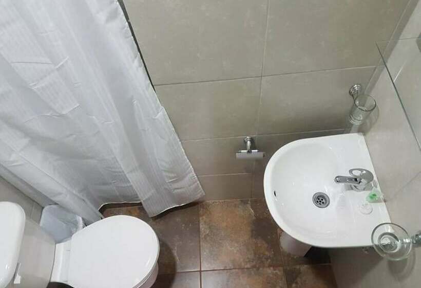 اتاق استاندارد, Amaru Express