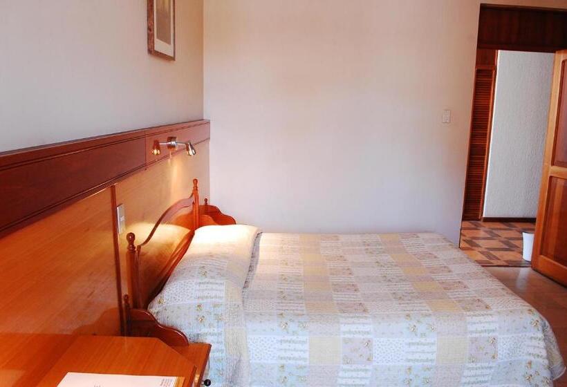 اتاق استاندارد, Amaru Express