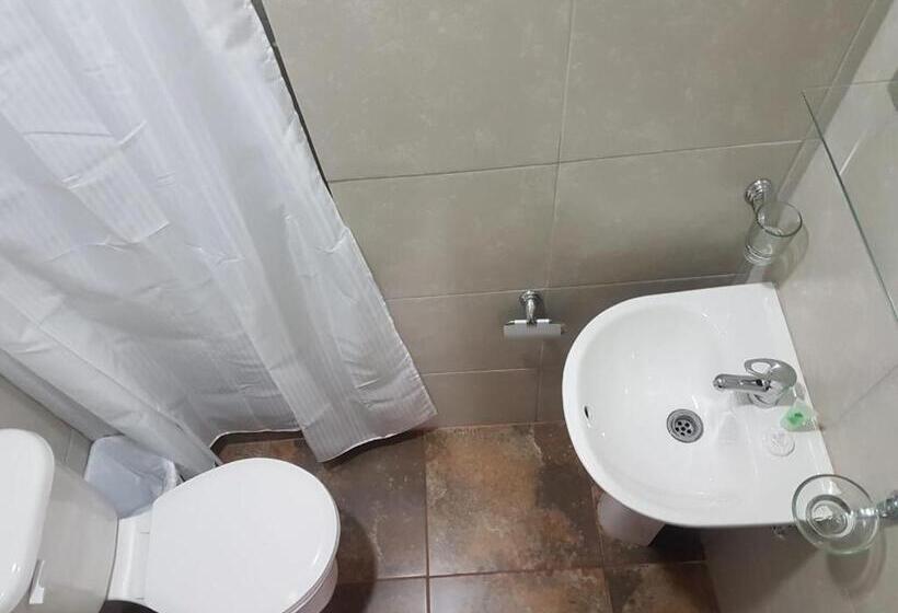 اتاق استاندارد, Amaru Express