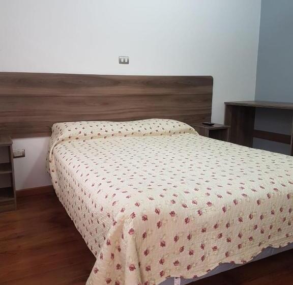 اتاق استاندارد, Amaru Express