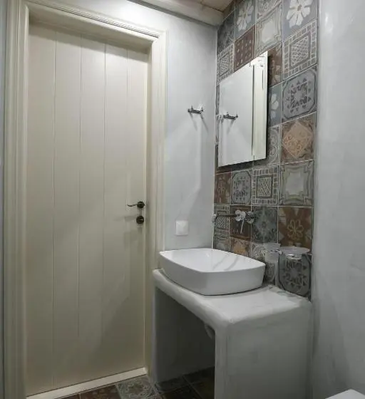 استودیوی استاندارد, Castillio