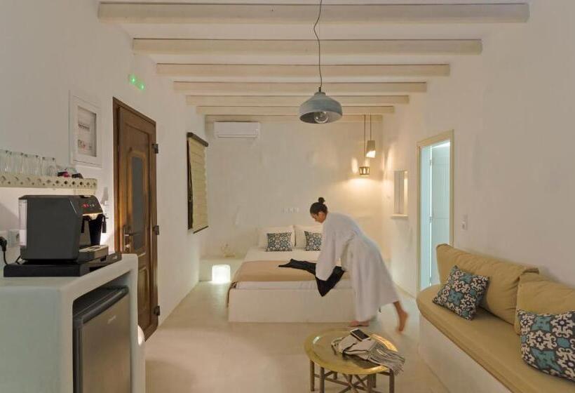 סוויטה עם בריכה, Castillio