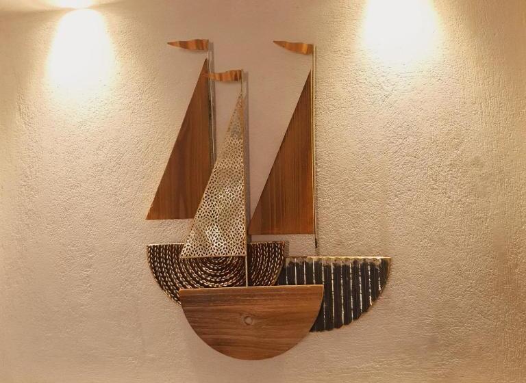 חדר סופריור, Castillio