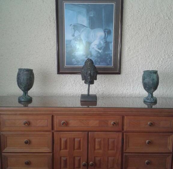 סוויטה עם ג'קוזי, Chagall