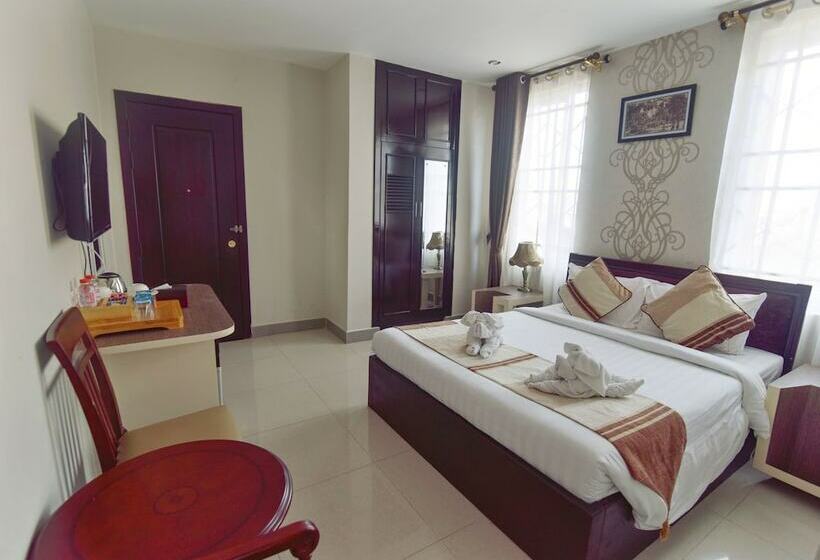 דירת חדר דלוקס, Leaph Sokhak