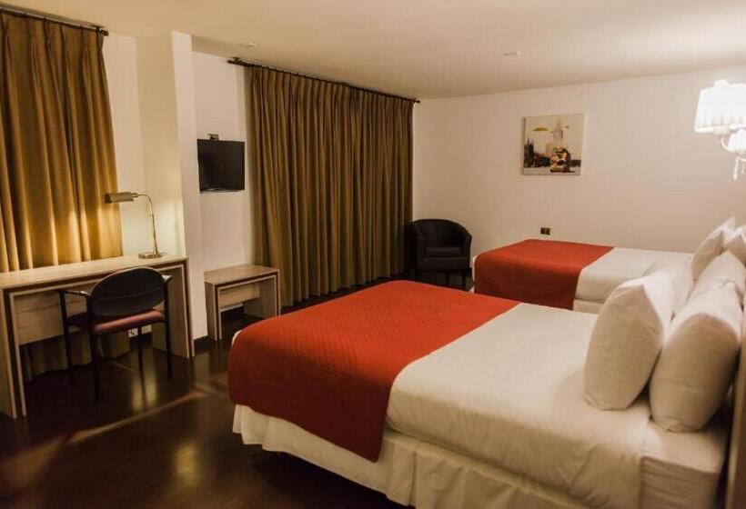 اتاق استاندارد با 2 تخت دوبل, Marina