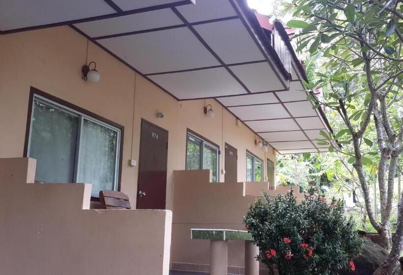 Трехместный Номер Стандарт Вид на Сад, Phi Phi View Point Resort