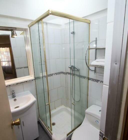 اتاق استاندارد یک نفره, Quitor