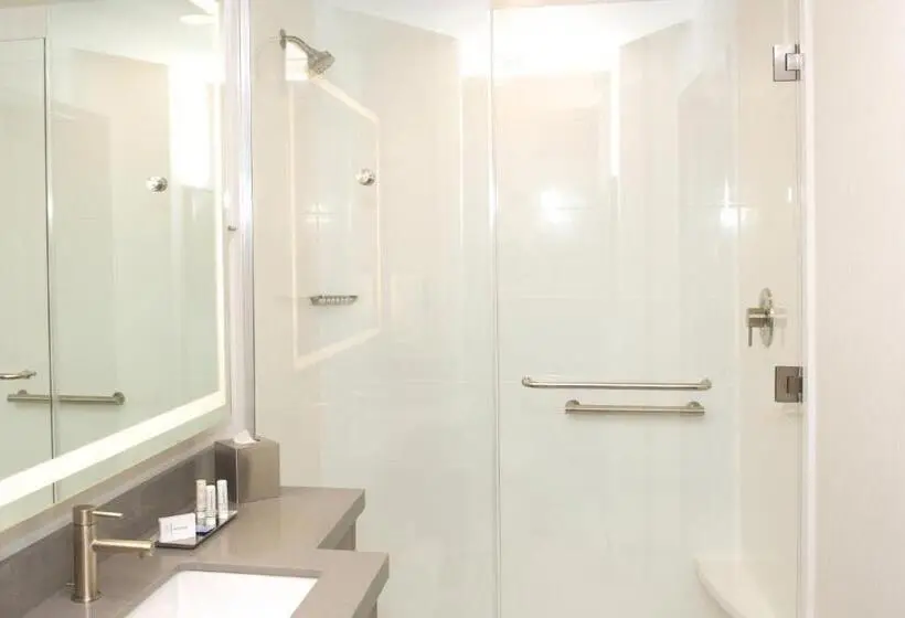 身障者適用スイートルーム, Springhill Suites By Marriott Bend