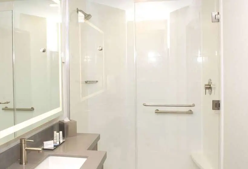 身障者適用スイートルーム, Springhill Suites By Marriott Bend