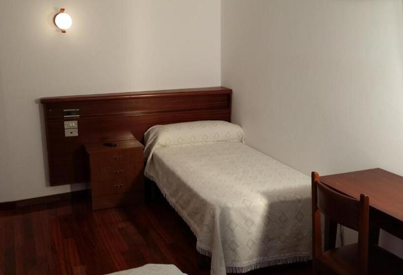 스탠다드 싱글 룸, Victorino