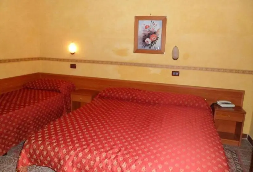Standard Neljän Hengen Huone, Motel Tempio