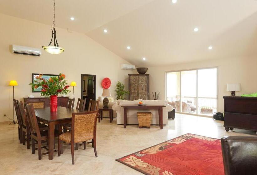 Вилла 3 Спальни, Red Frog Beach Island Resort