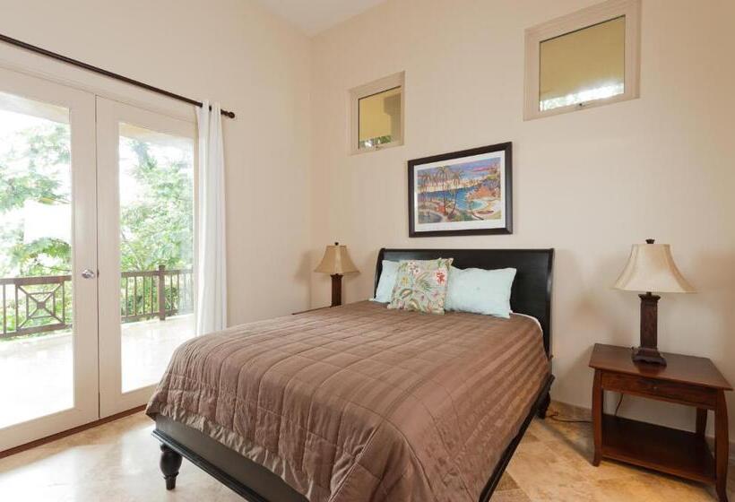 Вилла 3 Спальни, Red Frog Beach Island Resort