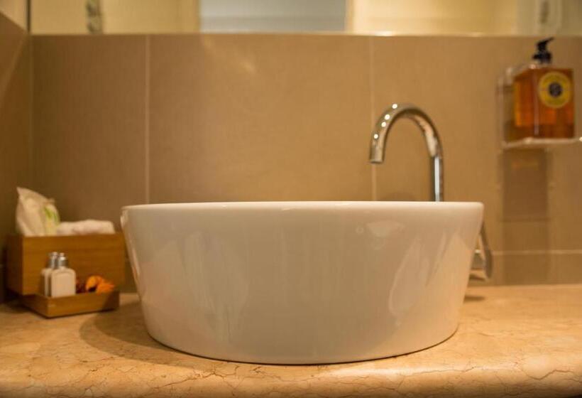 آپارتمان 1 خوابه بدون آشپزخانه, Verona Design