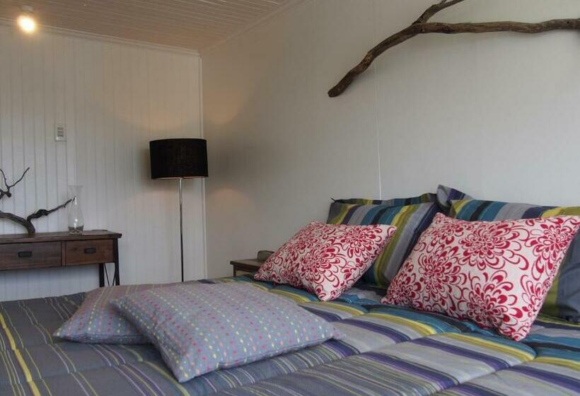 스탠다드 룸 공동 욕실, Wild Hostel