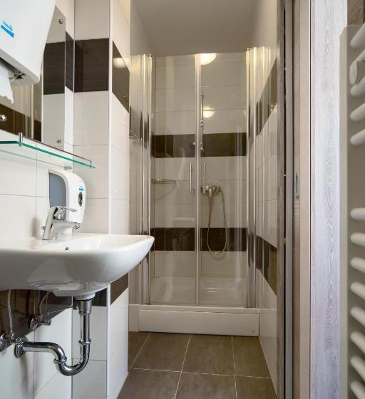 غرفة قياسية حمام مشترك, Kaptol Rooms