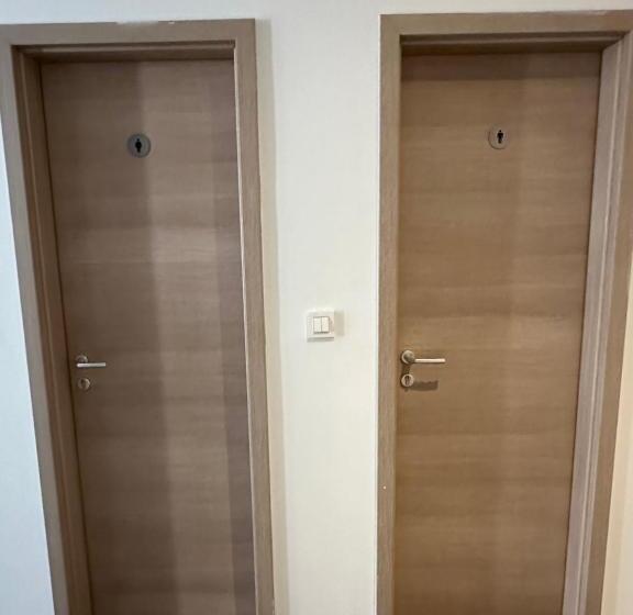 스탠다드 룸 공동 욕실, Kaptol Rooms