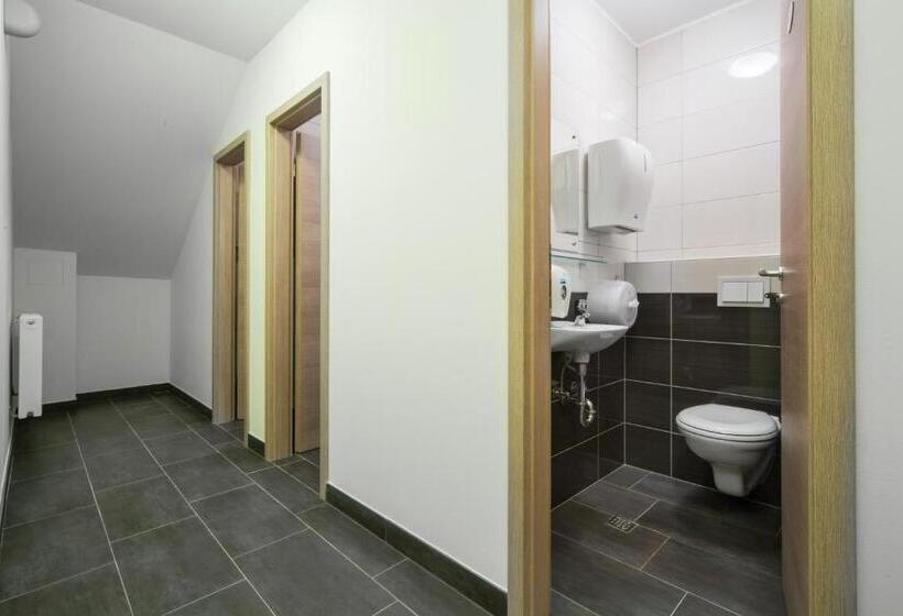 غرفة قياسية حمام مشترك, Kaptol Rooms