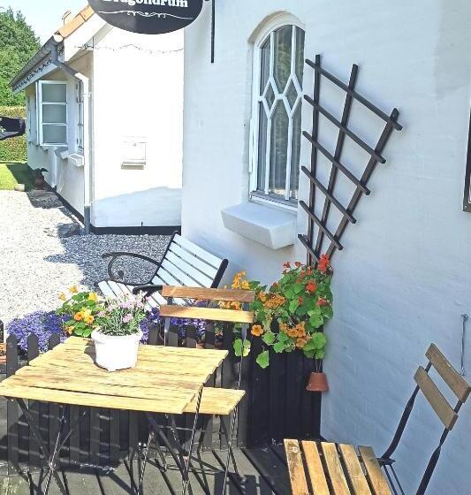 Номер Стандарт, Dragondrum Bed & Kitchen