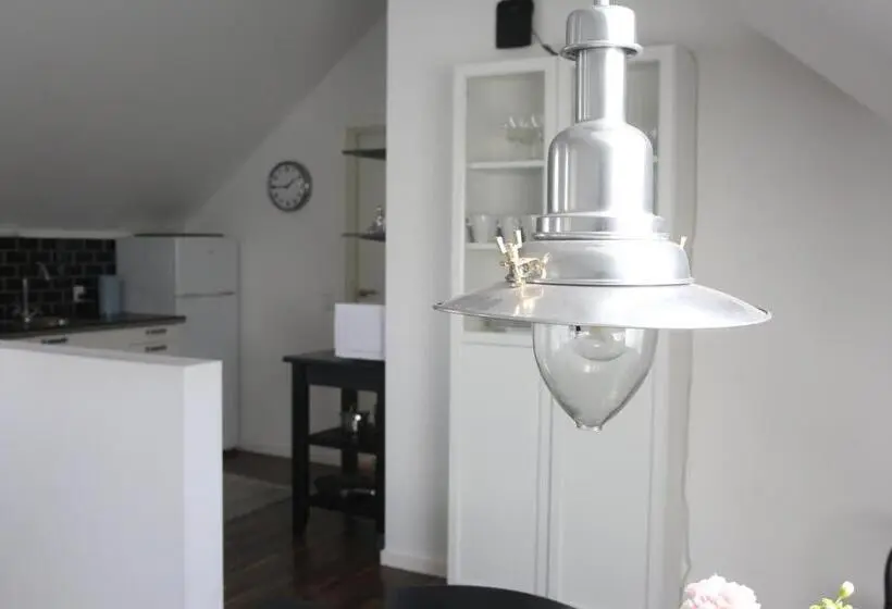Appartamento 3 Camere da Letto, Dragondrum Bed & Kitchen