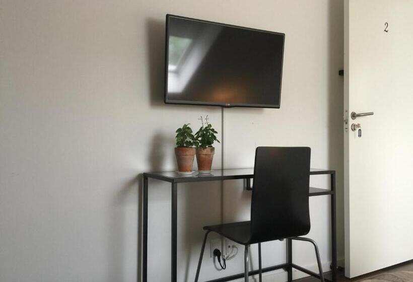 Апартаменты 3 Спальни, Dragondrum Bed & Kitchen